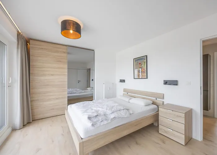 Lecomte - The Seaview Penthouse Cloud 9 Апартаменти Остенде