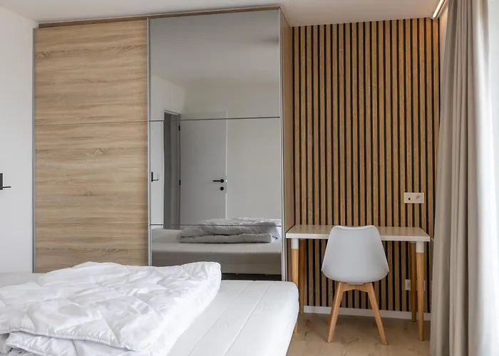 Lecomte - The Seaview Penthouse Cloud 9